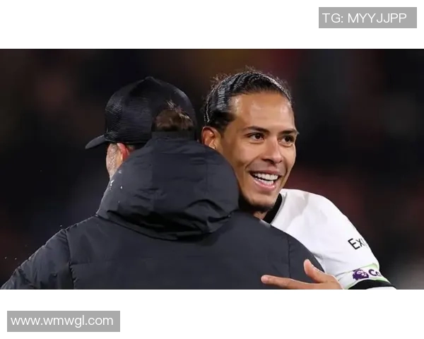 冲突升级!范戴克与教练发生激烈争执 冲突升级!范戴克与教练发生激烈争执